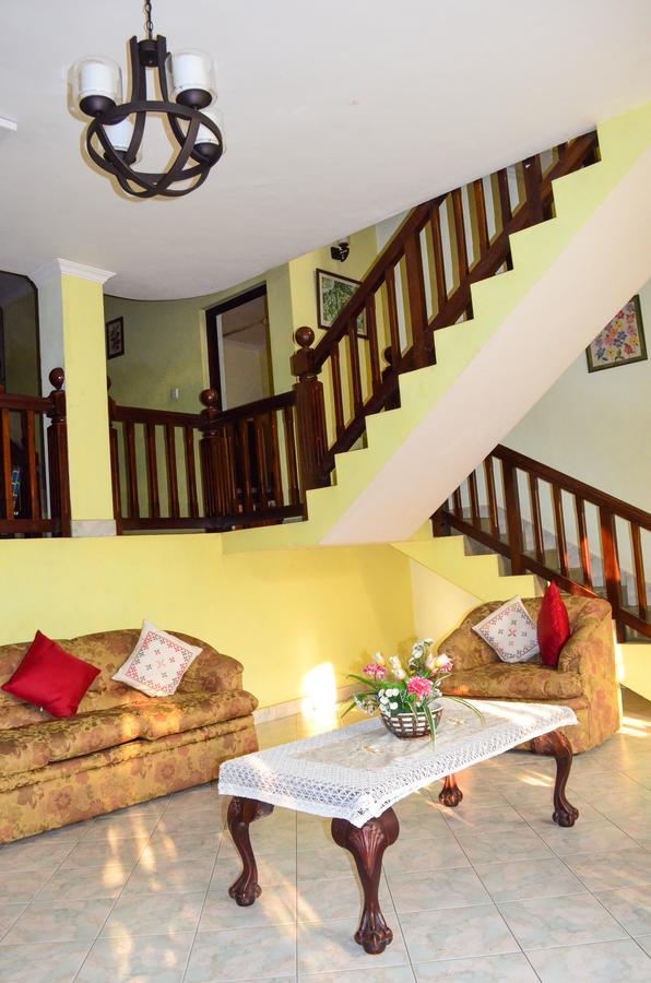 Villa Nine Канди Экстерьер фото
